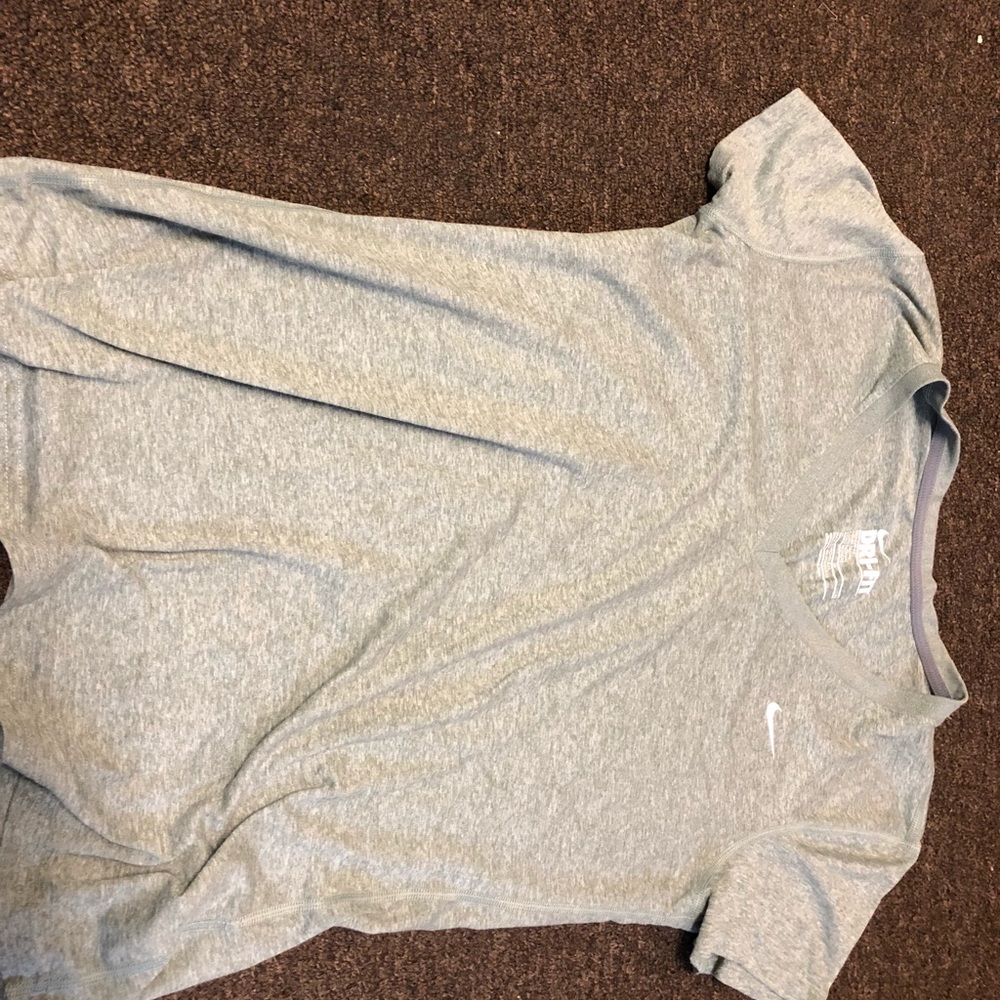 Nike workout top
